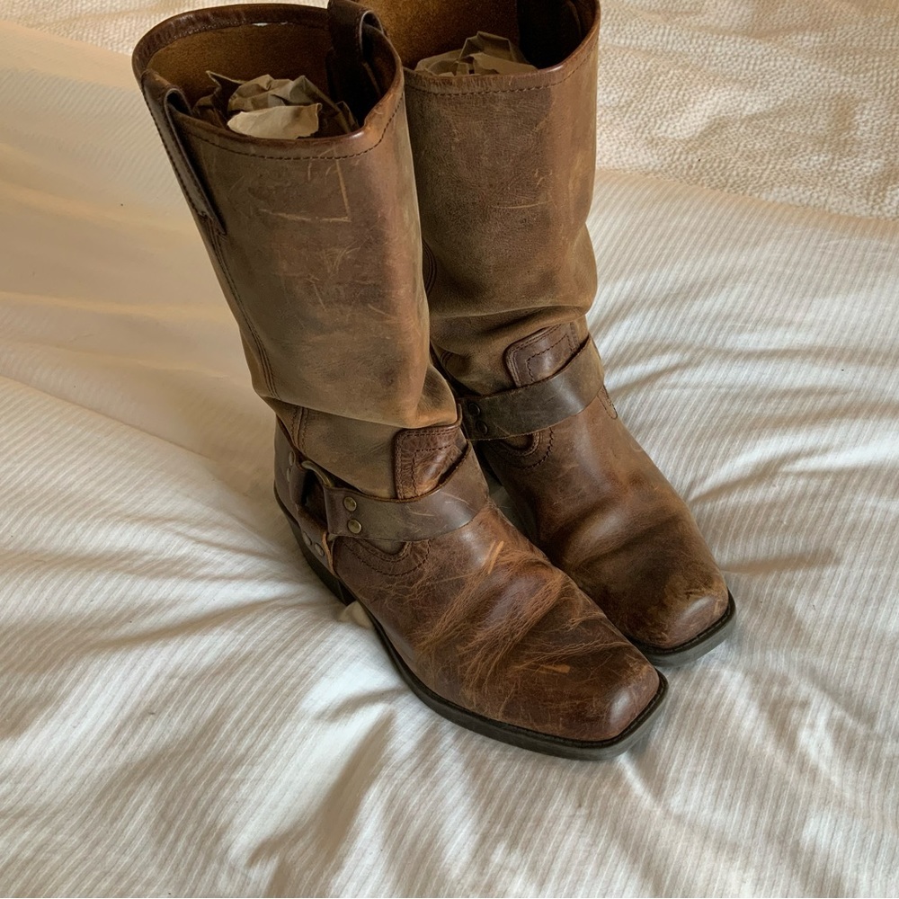 Target Harness boots- REAL LEATHER LIKE FRYE size 10
